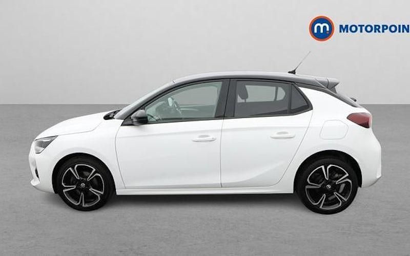 Used Vauxhall Corsa Edition 101 HP (74 kW) 2022 White Hatchback