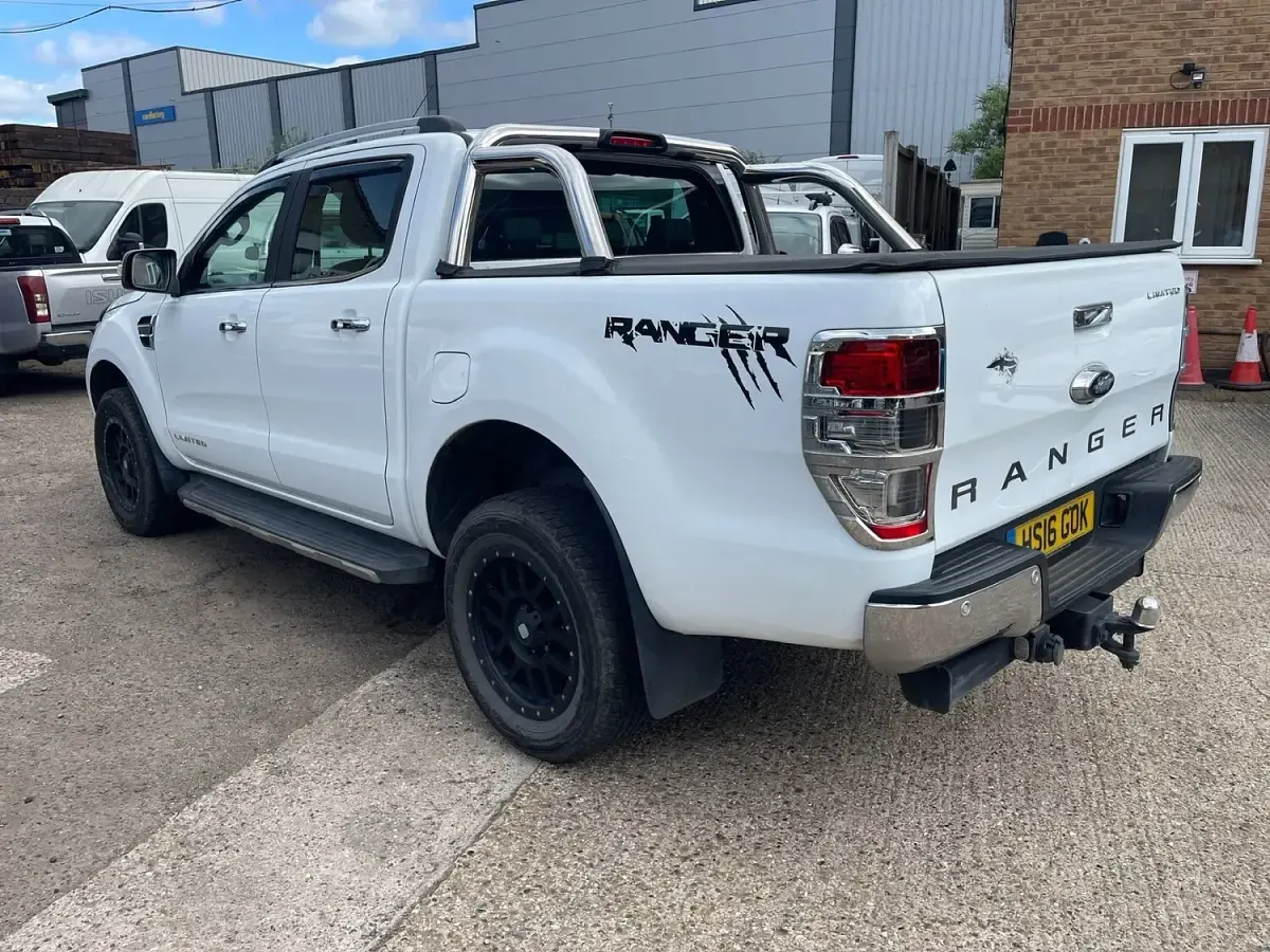 Used Ford Ranger Limited 200 HP (147 kW) 2016 White Pickup