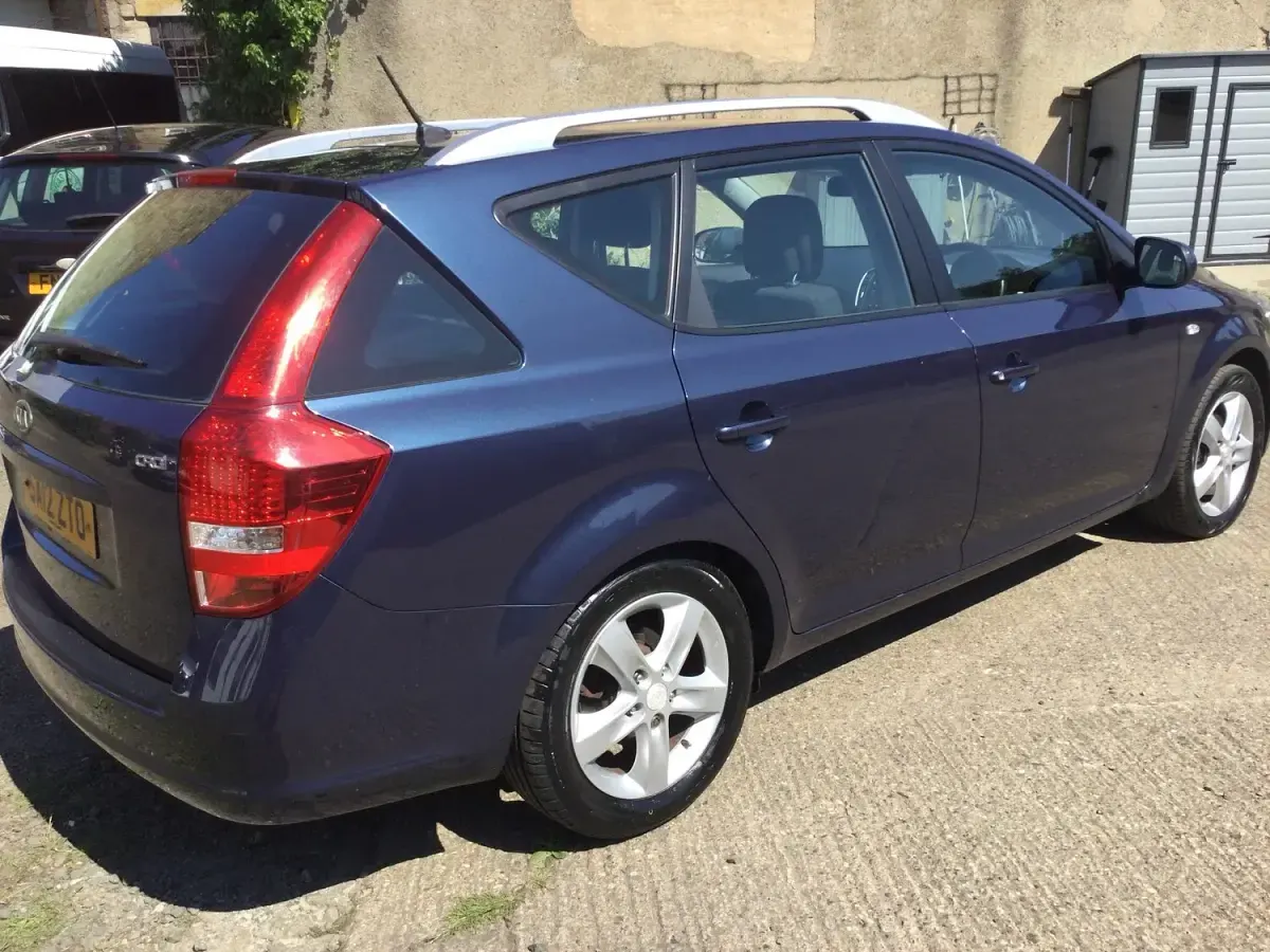 Used Kia Ceed 2012 Blue Hatchback