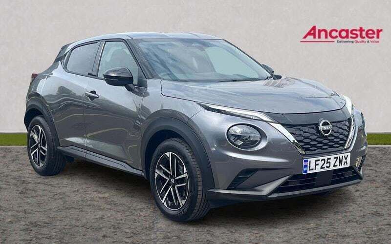 Tallic ceramic grey New 2024 Nissan Juke N-Connecta SUV | £22,275 (Super price) - Image 1/4