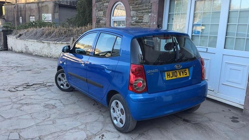 Used Kia Picanto 64 HP (47 kW) 2010 Blue Hatchback