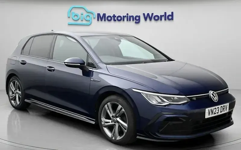 Używany VW Golf VIII R-line 150 KM (110 kW) 2023 Hatchback