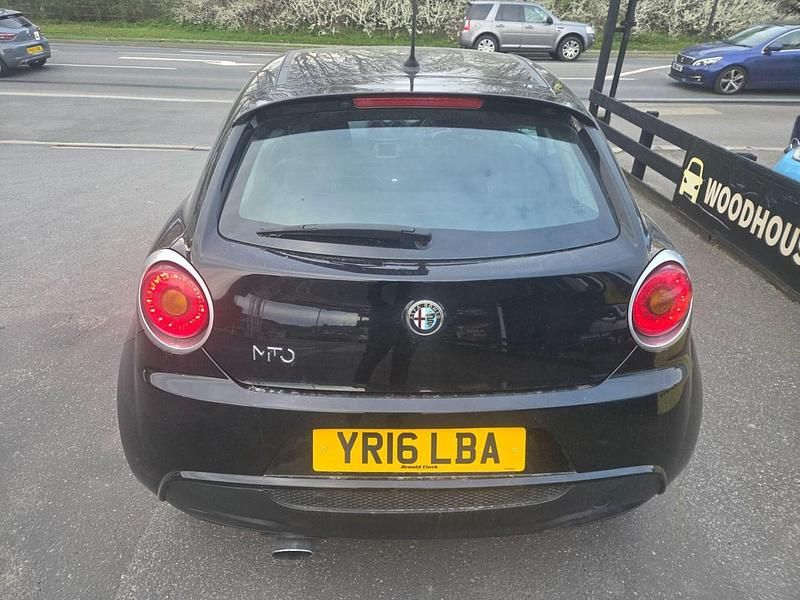 Used Alfa Romeo MiTo 105 HP (77 kW) 2016 Black Hatchback