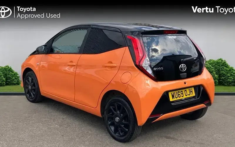 Used Toyota Aygo X-cite 72 HP (52 kW) 2019 Hatchback