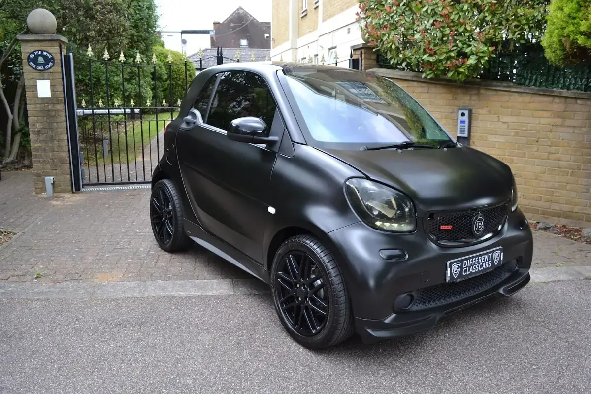 Used Smart ForTwo Coupé Brabus 90 HP (66 kW) 2017 White Coupe