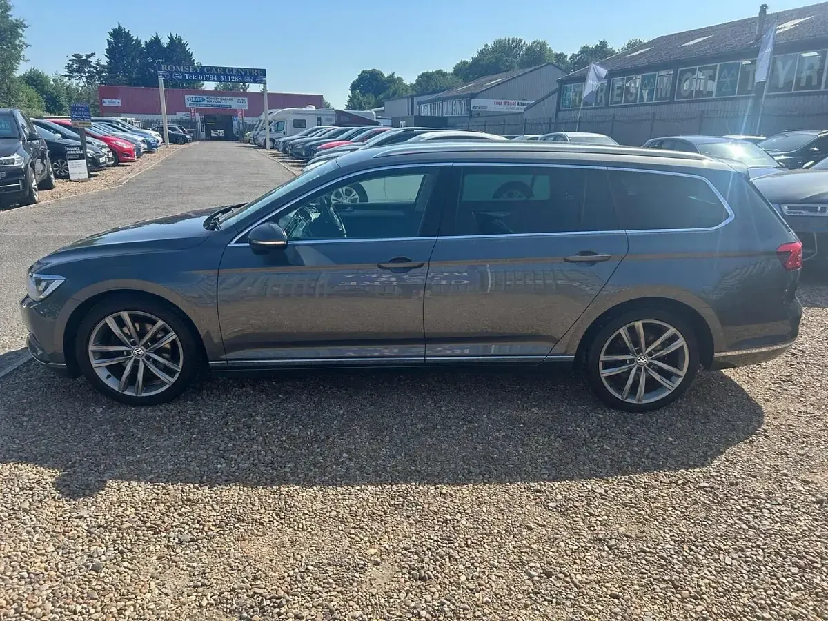 Used VW Passat GT 190 HP (139 kW) 2016 Grey Estate