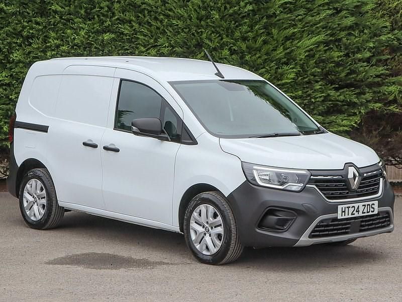 Used Renault Kangoo 95 HP (69 kW) 2024 White MPV