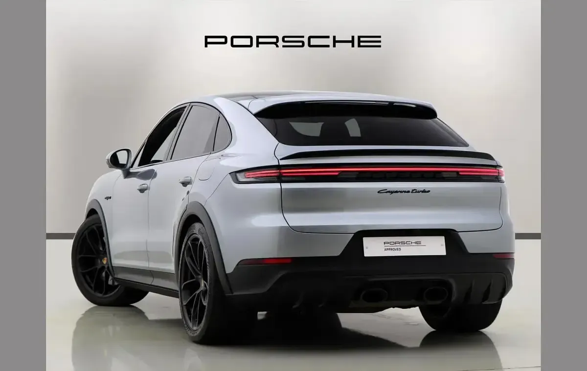 Used Porsche Cayenne Turbo S E-Hybrid 729 HP (536 kW) 2024 Silver SUV