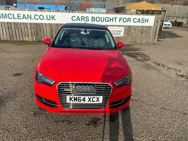 Used Audi A3 e-tron Advanced 2014 Red Hatchback