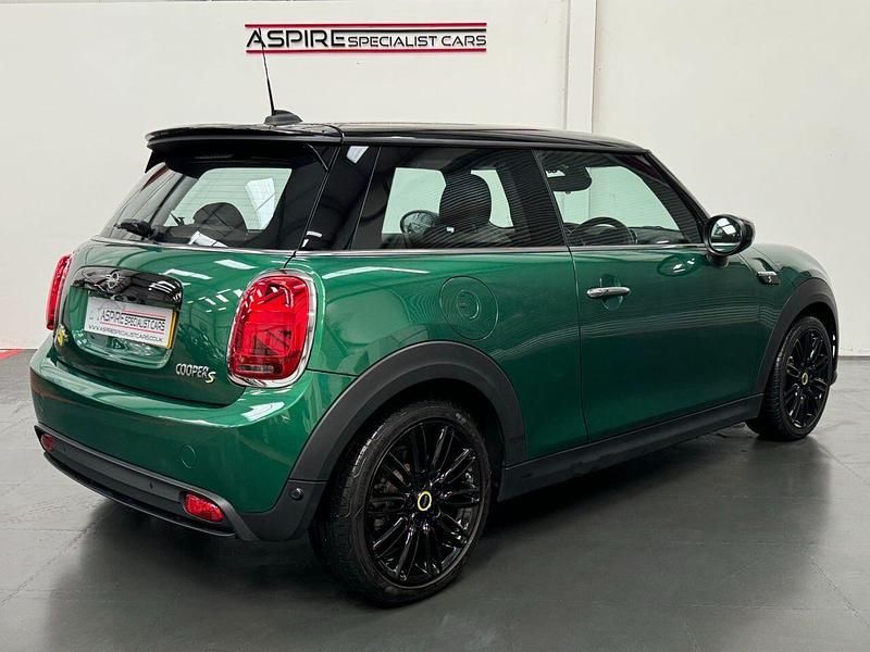 Used Mini Cooper SE Hatch 135 kW (184 HP) 2022 Green Hatchback
