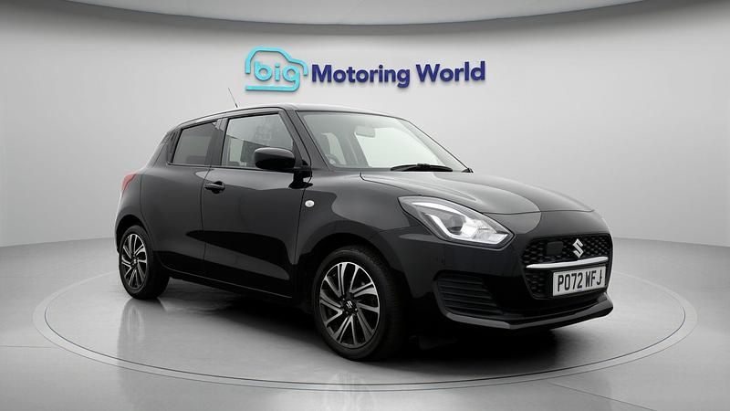 Used 2022 Suzuki Swift SZ-L | £11,800 (Fair price) - Image 1/4