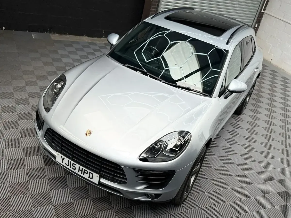 Used Porsche Macan 258 HP (189 kW) 2015 Silver SUV