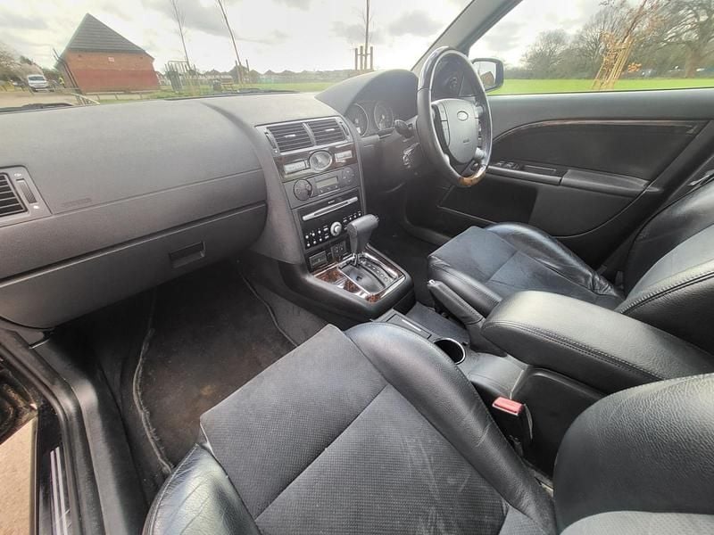 Used Ford Mondeo Ghia 2006 Black Sedan