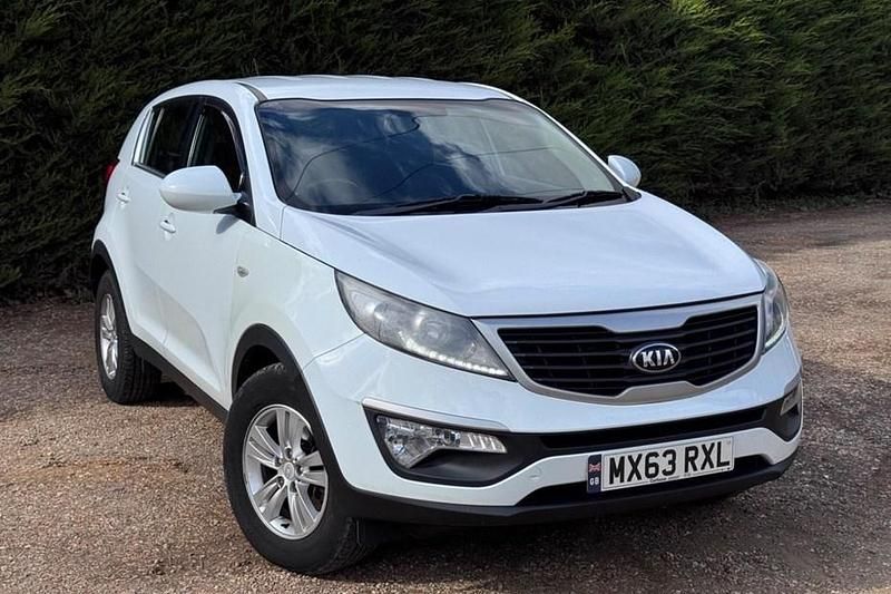 White Used 2013 Kia Sportage 2 SUV | £2,495 (Good price) - Image 1/1