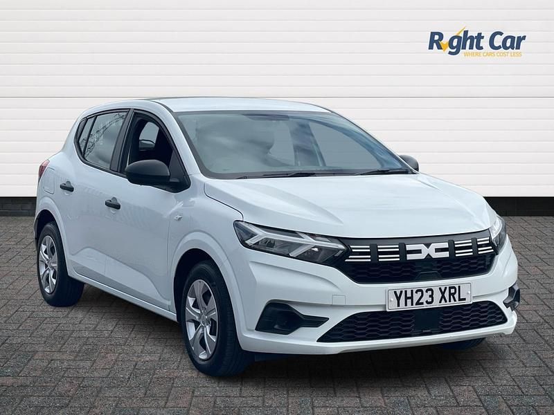 White Used 2023 Dacia Sandero Essentiel Hatchback | £9,999 (Good price) - Image 1/4