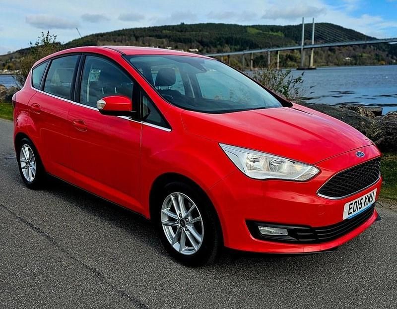 Red Used 2015 Ford C-MAX Zetec MPV | £7,995 (Good price) - Image 1/4