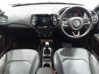 Used Jeep Compass Limited 120 HP (88 kW) 2019 White SUV