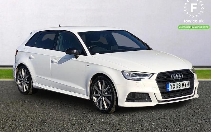 Usado Audi A3 Sportback Black Edition 300 CV (220 kW) 2019 Utilitario
