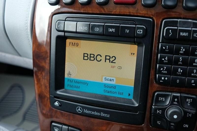 Used Mercedes CL55 AMG AMG 360 HP (264 kW) 2002 Silver Coupe