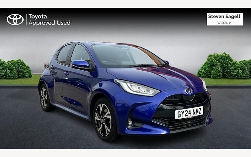 Used Toyota Yaris Hybrid Design 116 HP (85 kW) 2026 Hatchback