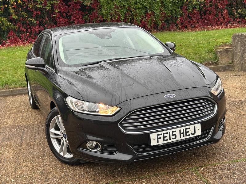 Black Used 2015 Ford Mondeo Titanium Hatchback | £4,695 (Fair price) - Image 1/4
