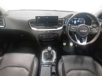 Used Kia XCeed 158 HP (116 kW) 2022 Silver SUV