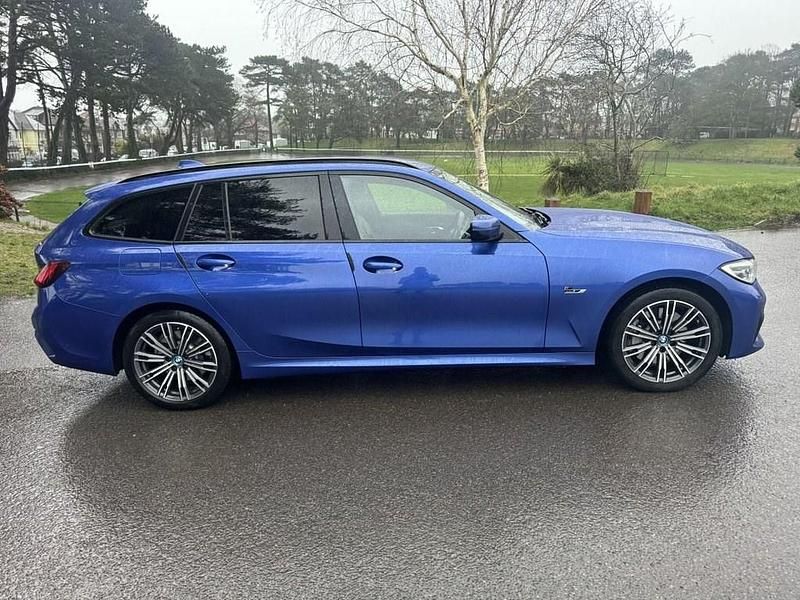 Used BMW 330e M Sport 2021 Blue Estate