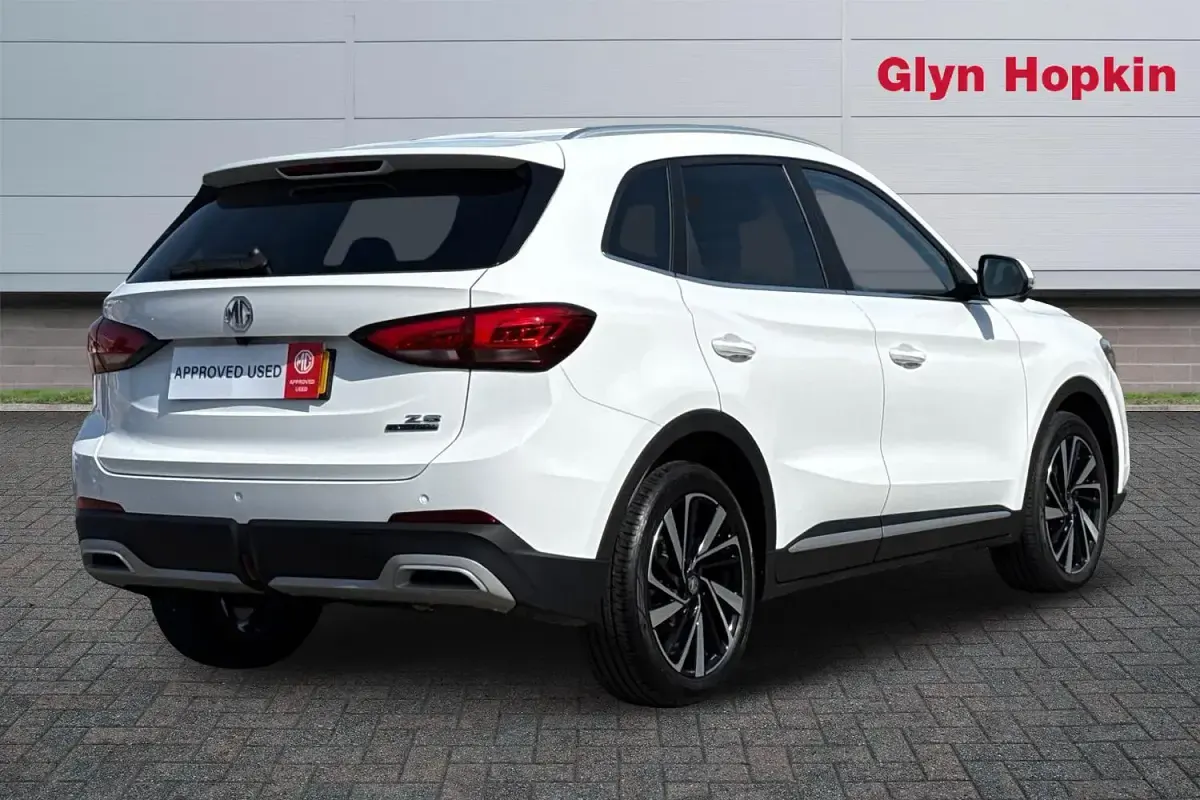New MG ZS Trophy 196 HP (144 kW) 2026 White SUV