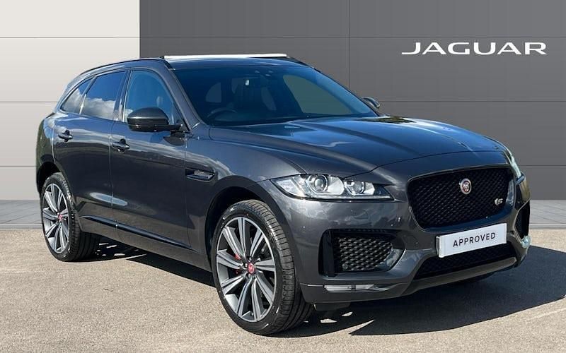 Used 2020 Jaguar F-Pace S SUV | £17,747 (Good price) - Image 1/4