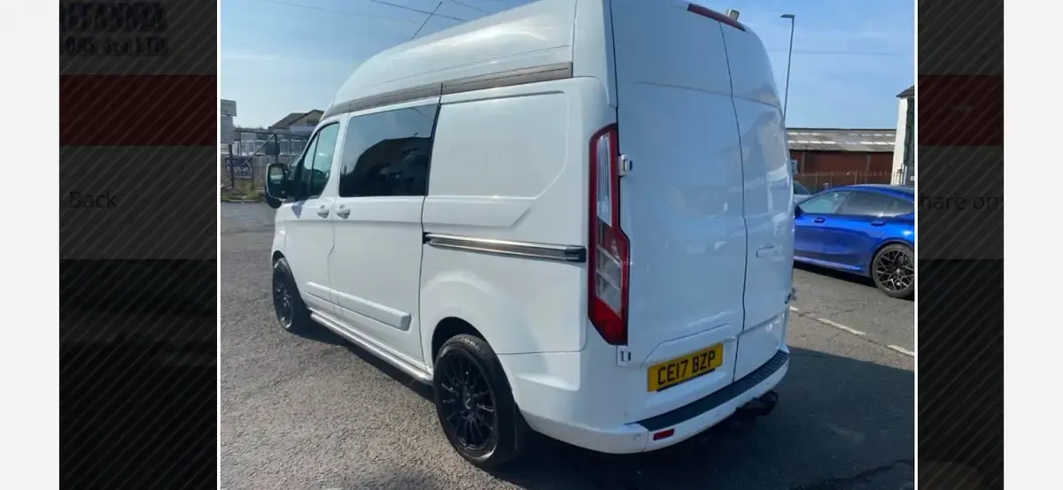 Used Ford Transit Custom Limited 170 HP (125 kW) 2017 White MPV