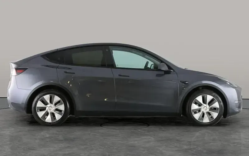 Used Tesla Model Y Long Range AWD 378 kW (514 HP) 2023 Grey SUV