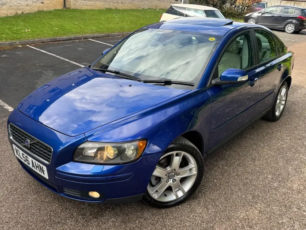 Used Volvo S40 SE 2006 Blue Sedan