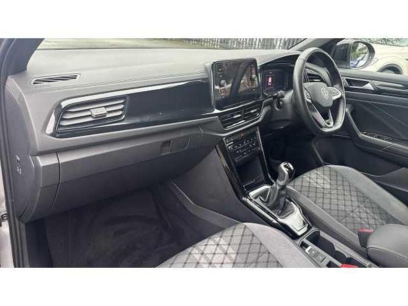 Used VW T-Roc R-line 150 HP (110 kW) 2024 Silver SUV