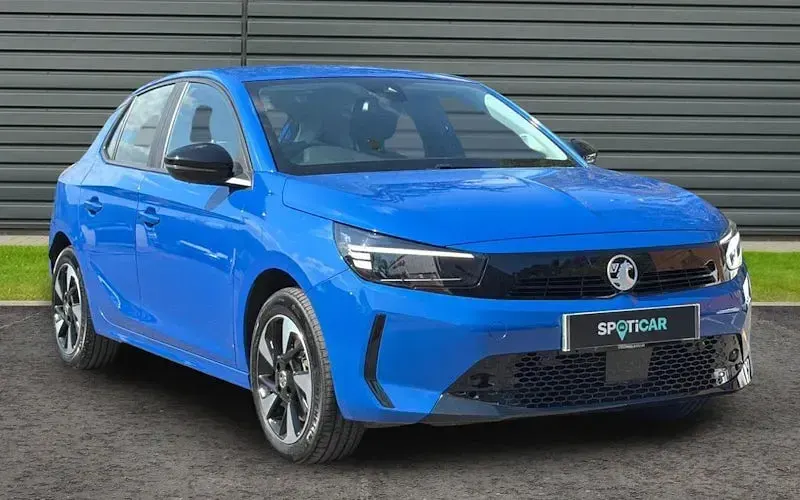 Usado Vauxhall Corsa-e Design Edition 100 kW (136 CV) 2025 Utilitario