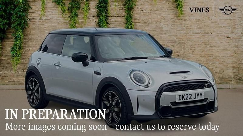 Silver Used 2022 Mini Cooper S Exclusive Hatchback | £23,921 (Fair price) - Image 1/4