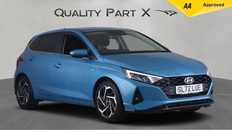 Used Hyundai i20 Premium 100 HP (73 kW) 2022 Turquoise Hatchback