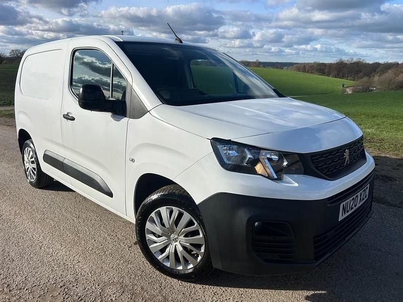 Used Peugeot Partner 2020 White MPV