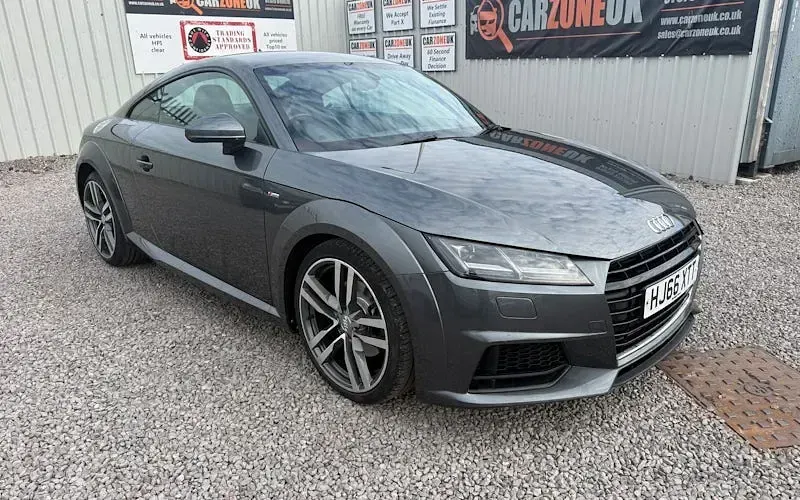 Usado Audi TT S-Line 179 HP (131 kW) 2018 Coupé