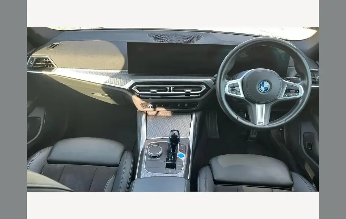 Used BMW i4 M Sport 250 kW (340 HP) 2022 White Sedan