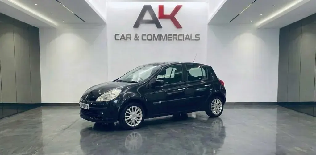 Used Renault Clio II Dynamique 75 HP (55 kW) 2010 Black Hatchback