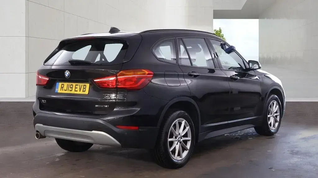 Used BMW X1 Comfort Edition 140 HP (102 kW) 2019 Black SUV