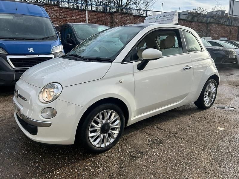 Used Fiat 500 Lounge 69 HP (50 kW) 2014 White Hatchback