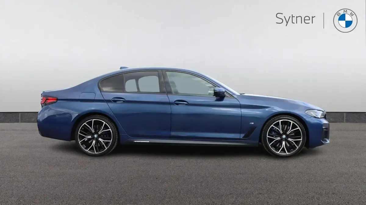 Used BMW 530 M Sport 282 HP (207 kW) 2022 Blue