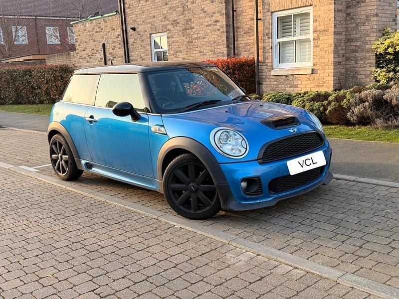 Begagnad Mini Cooper S Hatch 184 HK (135 kW) 2010 Blå Halvkombi