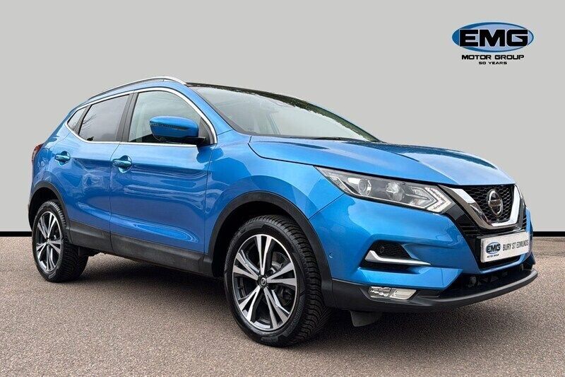 Blue Used 2018 Nissan Qashqai N-Connecta SUV | £11,495 (Fair price) - Image 1/3