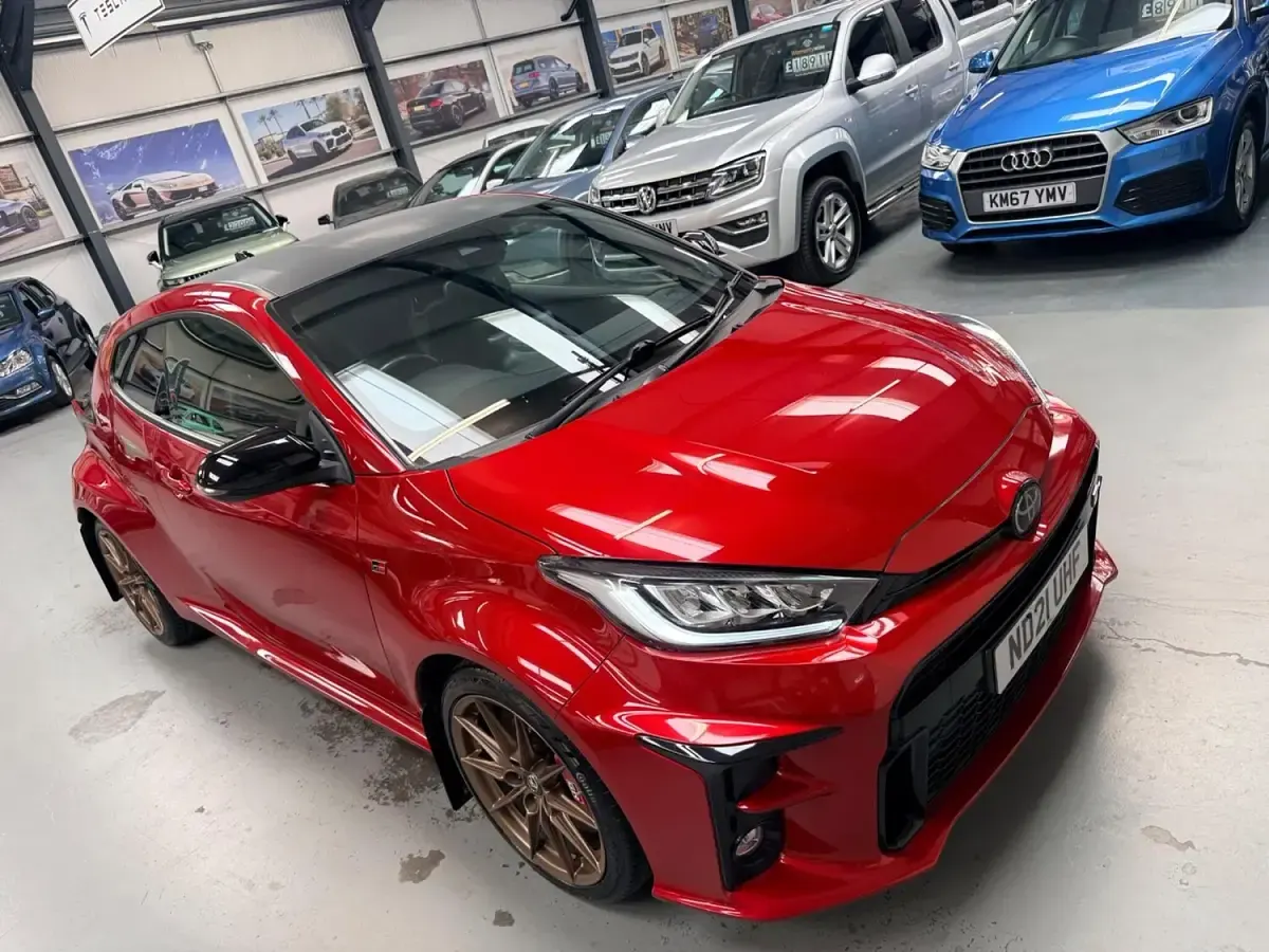 Used Toyota Yaris 2021 Red Hatchback