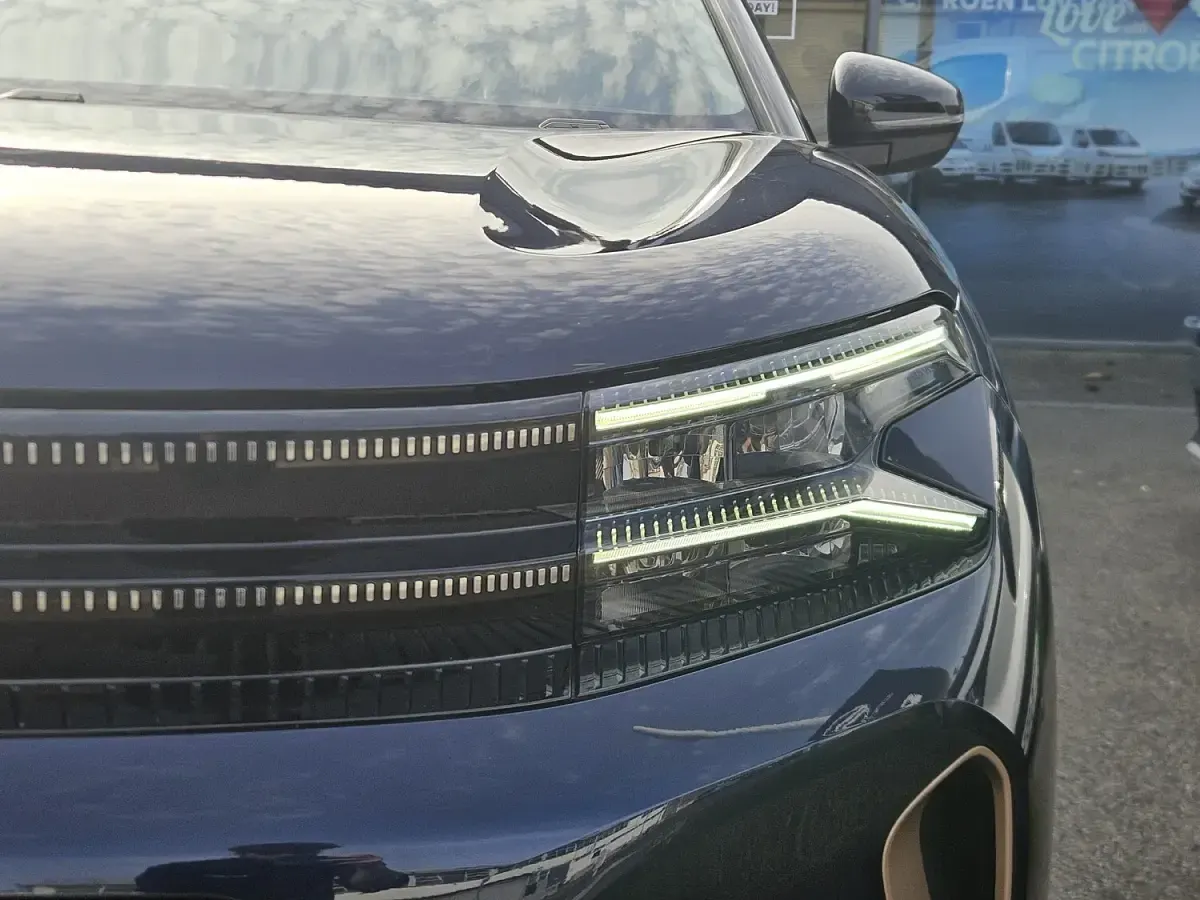 Used Citroën C5 PureTech 2022 Blue Hatchback