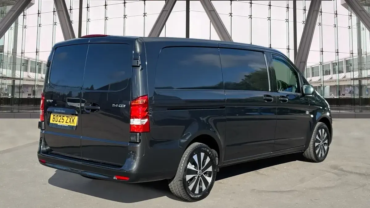 Used Mercedes Vito 136 HP (100 kW) 2025 Grey Van