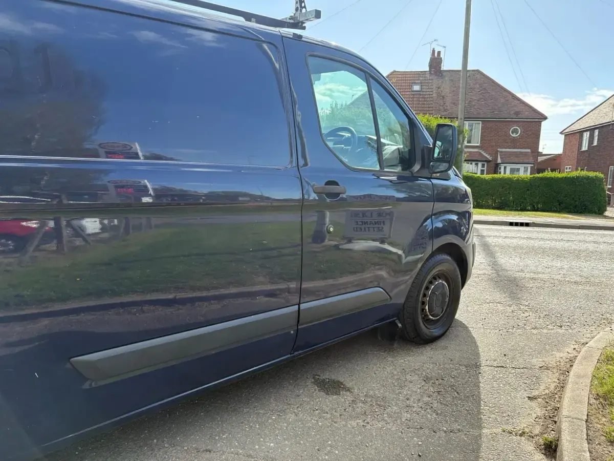 Usado Ford Transit Custom 100 CV (73 kW) 2014 Azul Van