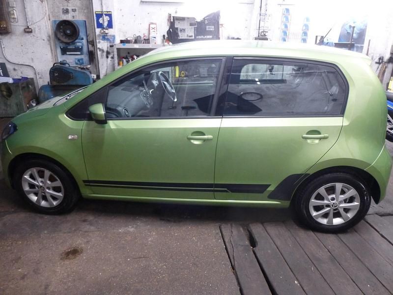 Used Skoda Citigo Elegance 75 HP (55 kW) 2012 Green Hatchback